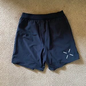 TEN THOUSAND INTERVAL SHORT (LINER)